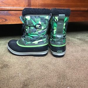 Boys Sorel Winter Boots